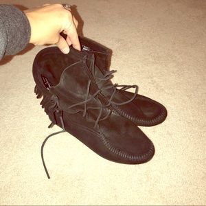 Minnetonka boots